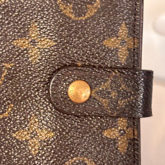Louis Vuitton LV Classic Brown Monogram Compact Wallet - Picture 2 of 13